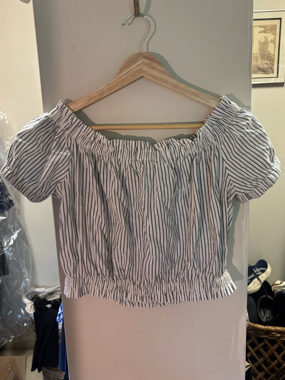 Striped Off-Shoulder Crop Top - White/Navy